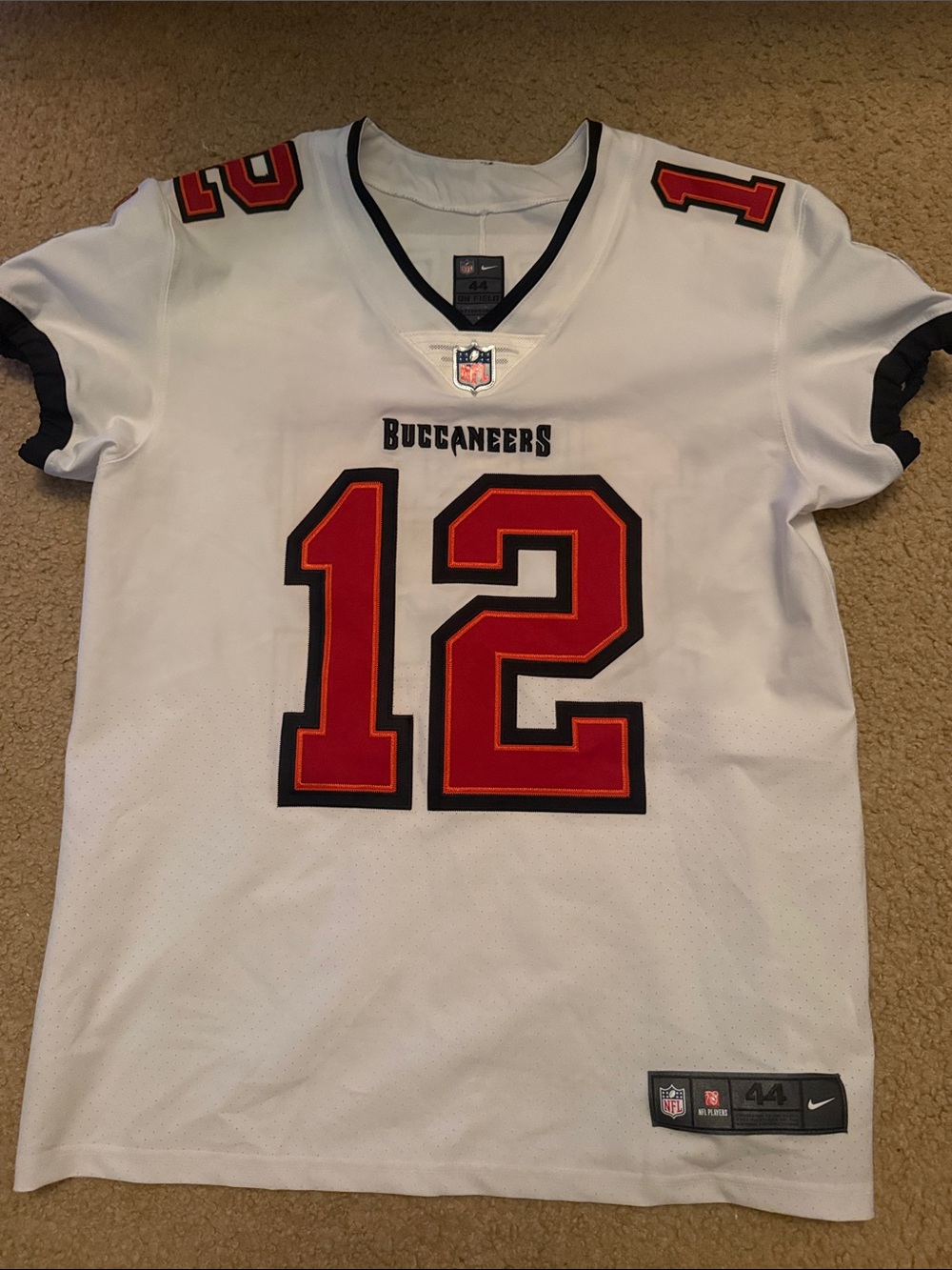 Tom Brady Buccaneers authentic on field White Football Jersey - Number 12